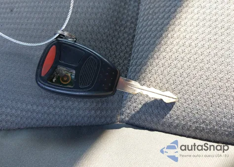 2005 Dodge Dakota Slt from USA, damaged, VIN 1D7HW48K95S294045